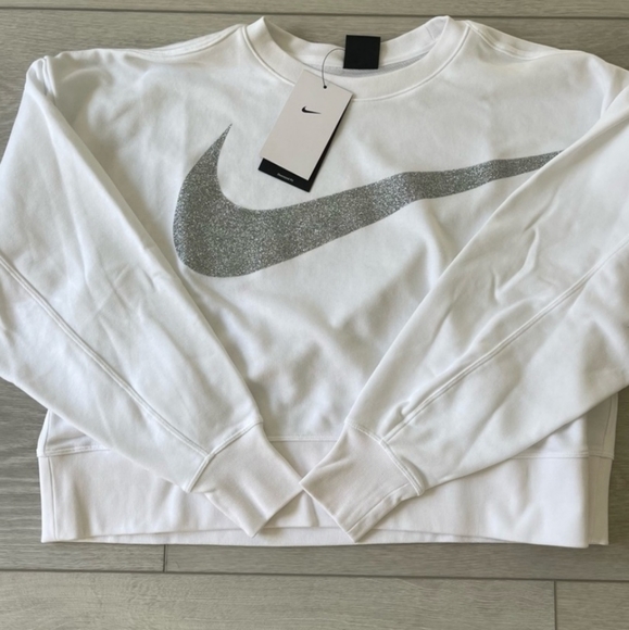 Nike Dri-Fit Cropped Sweatshirt - Picture 7 of 9